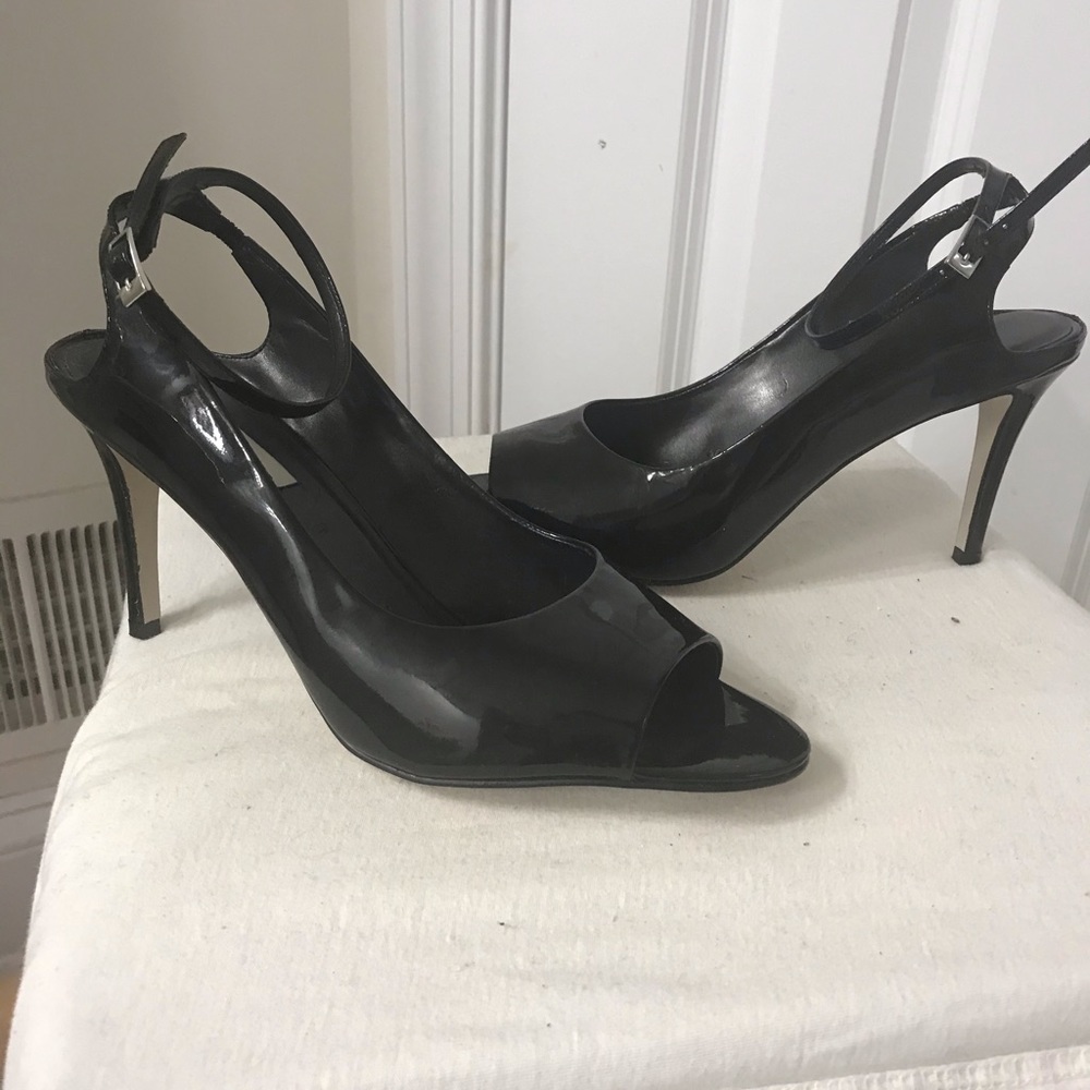 patent leather black heels